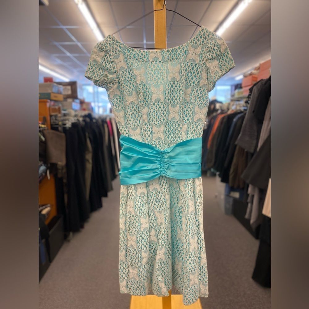🛍️ Handmade ladies Small teal and white lace dress
